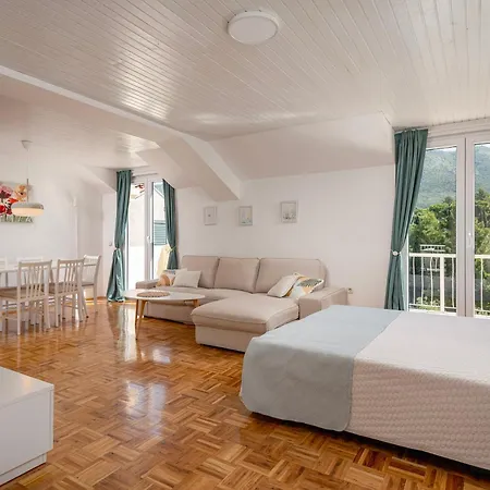 Apartment Maria Cavtat