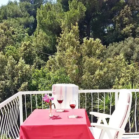 Διαμέρισμα Maria *